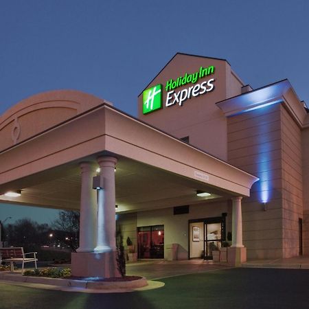 Holiday Inn Express Lynchburg By Ihg Exterior foto