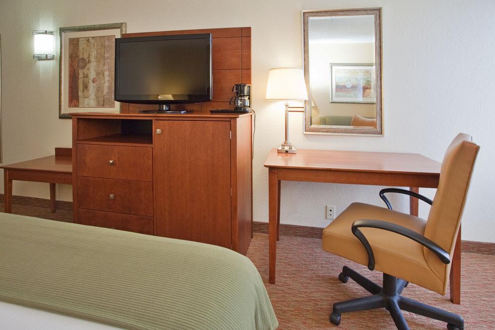 Holiday Inn Express Lynchburg By Ihg Exterior foto