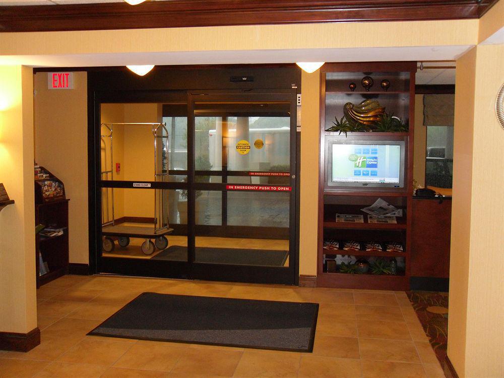 Holiday Inn Express Lynchburg By Ihg Interior foto